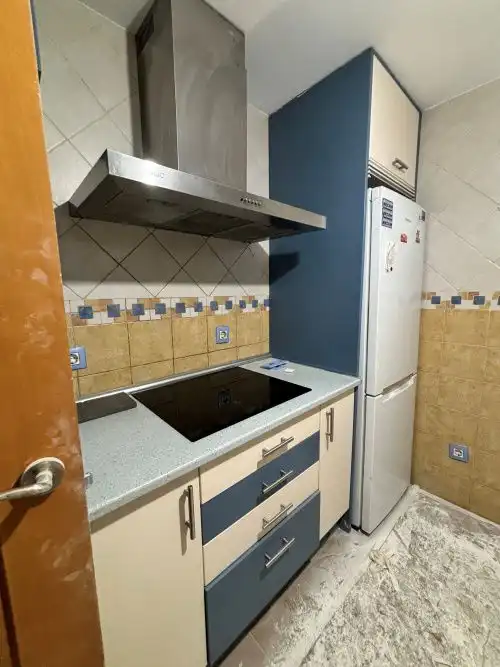 Cuina de Casa adosada de lloguer en Madrid amb Aire condicionat, Calefacció i Terrassa