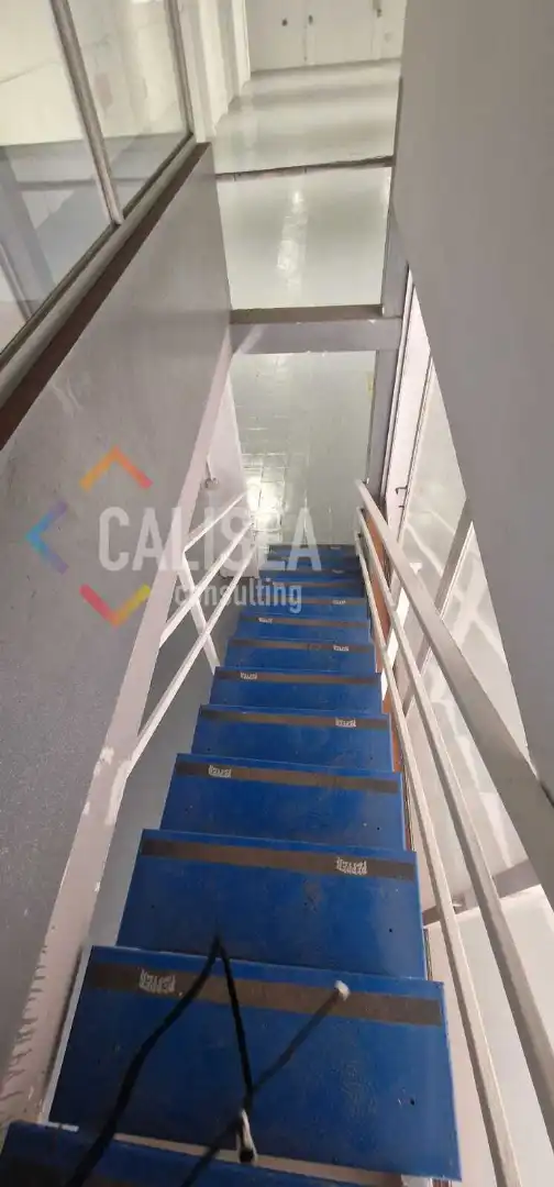 Industrial buildings for rent in Gràcia