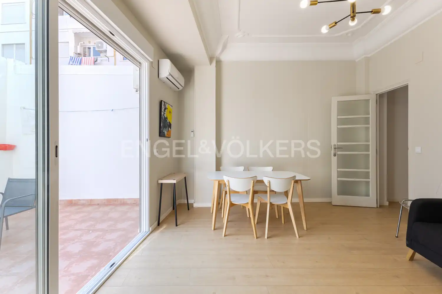 Comedor de Piso de alquiler en  Valencia Capital con Aire acondicionado, Calefacción y Parquet