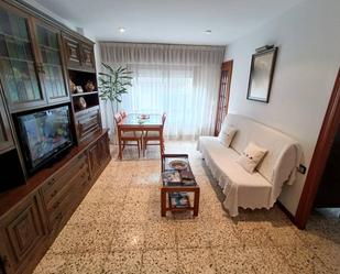 Living room of Flat for sale in Santa Coloma de Gramenet  with Balcony