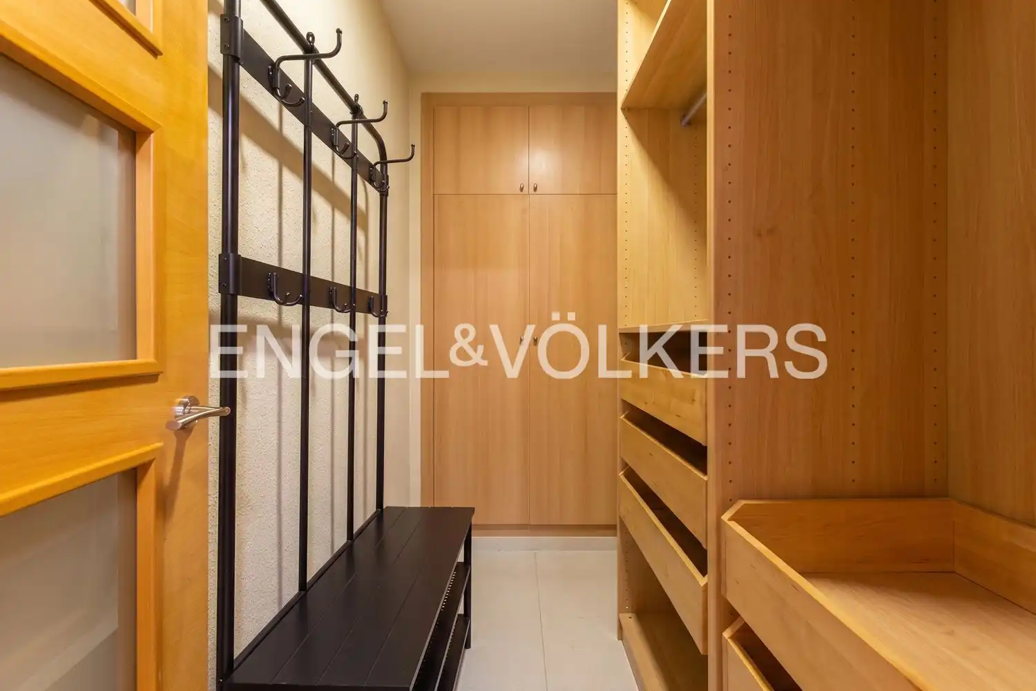 Flat for sale in Valencia  with Air Conditioner, Heating and Parquet flooring