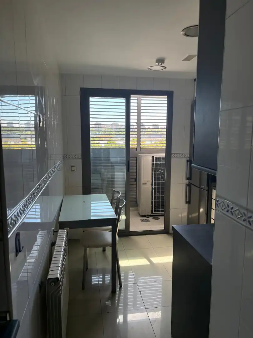 Balcony of Flat for rent in Madrid  with Air Conditioner, Heating and Storage room