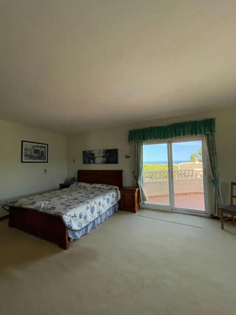 Bedroom of Houses for sale in L'Alfàs del Pi  with Air Conditioner, Heating and Private garden