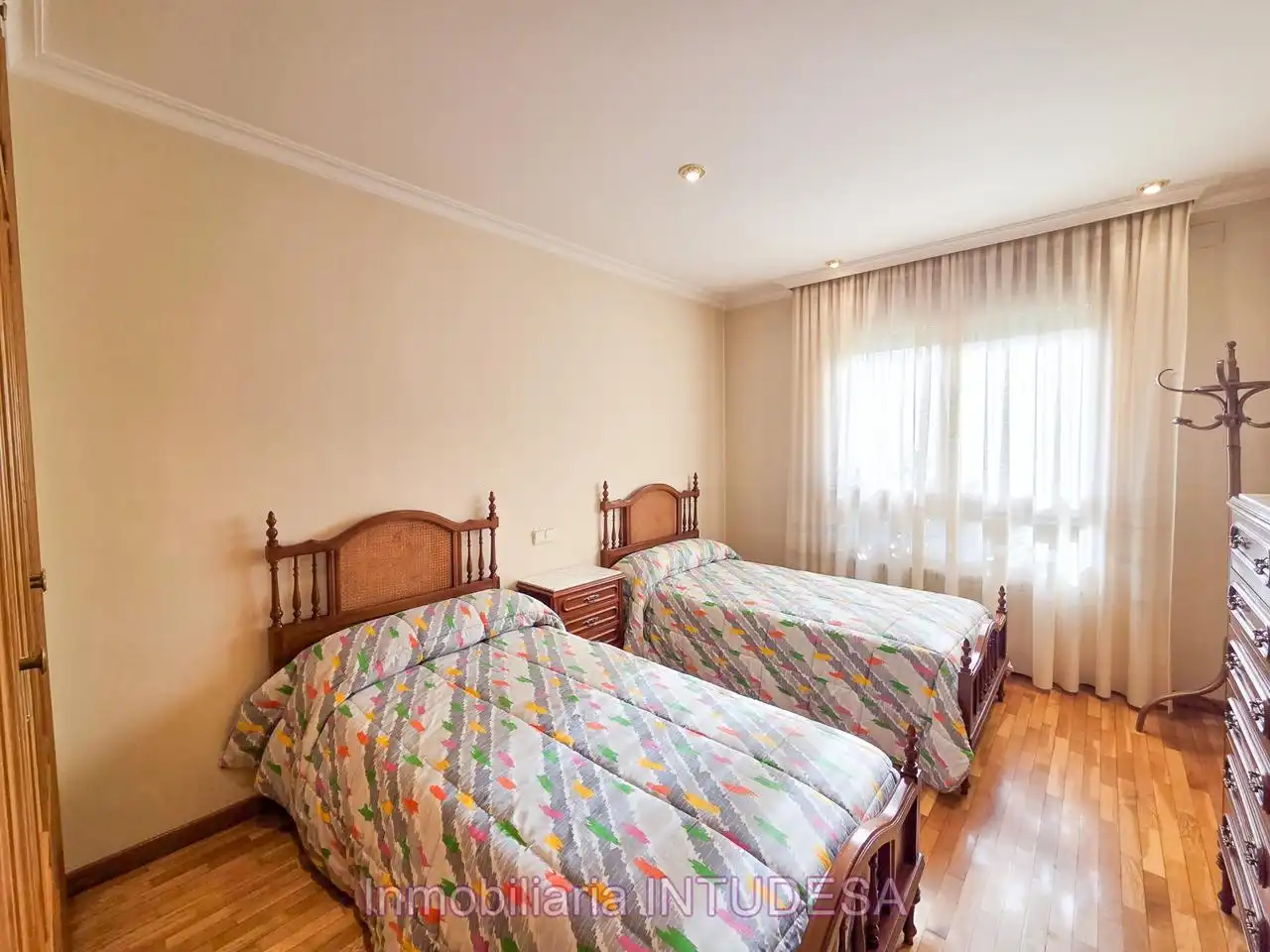 Habitación de Casa o chalet en venta en Fontellas con Aire acondicionado, Calefacción y Jardín privado