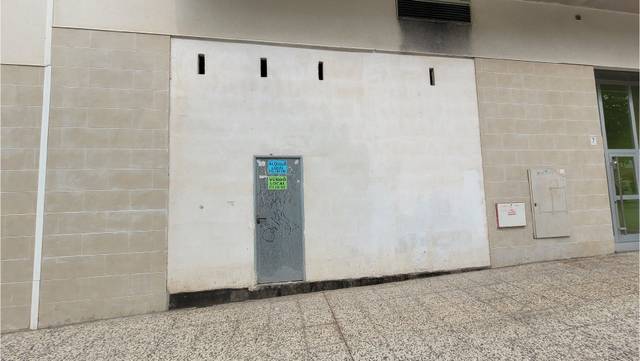 Local comercial en Venta en Calle de San Alberto Magno en Oliver