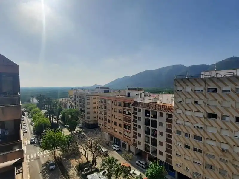 Vista exterior de Piso en venta en Tavernes de la Valldigna, Valencia