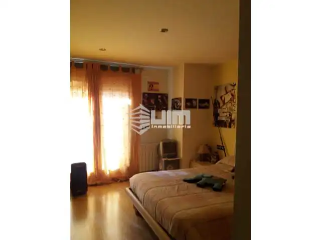 Dormitori de Casa o xalet en venda en Sagunto / Sagunt amb Calefacció, Terrassa i Traster