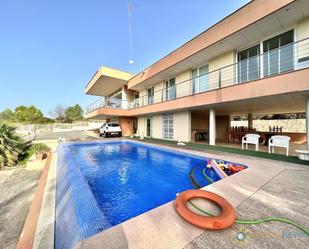 Swimming pool of House or chalet for sale in Benigánim  with Air Conditioner, Terrace and Swimming Pool