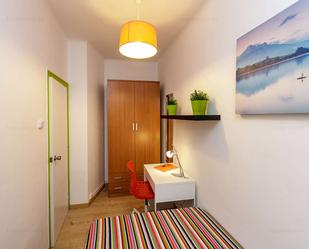 Bedroom of Flat to share in  Barcelona Capital  with Air Conditioner and Terrace