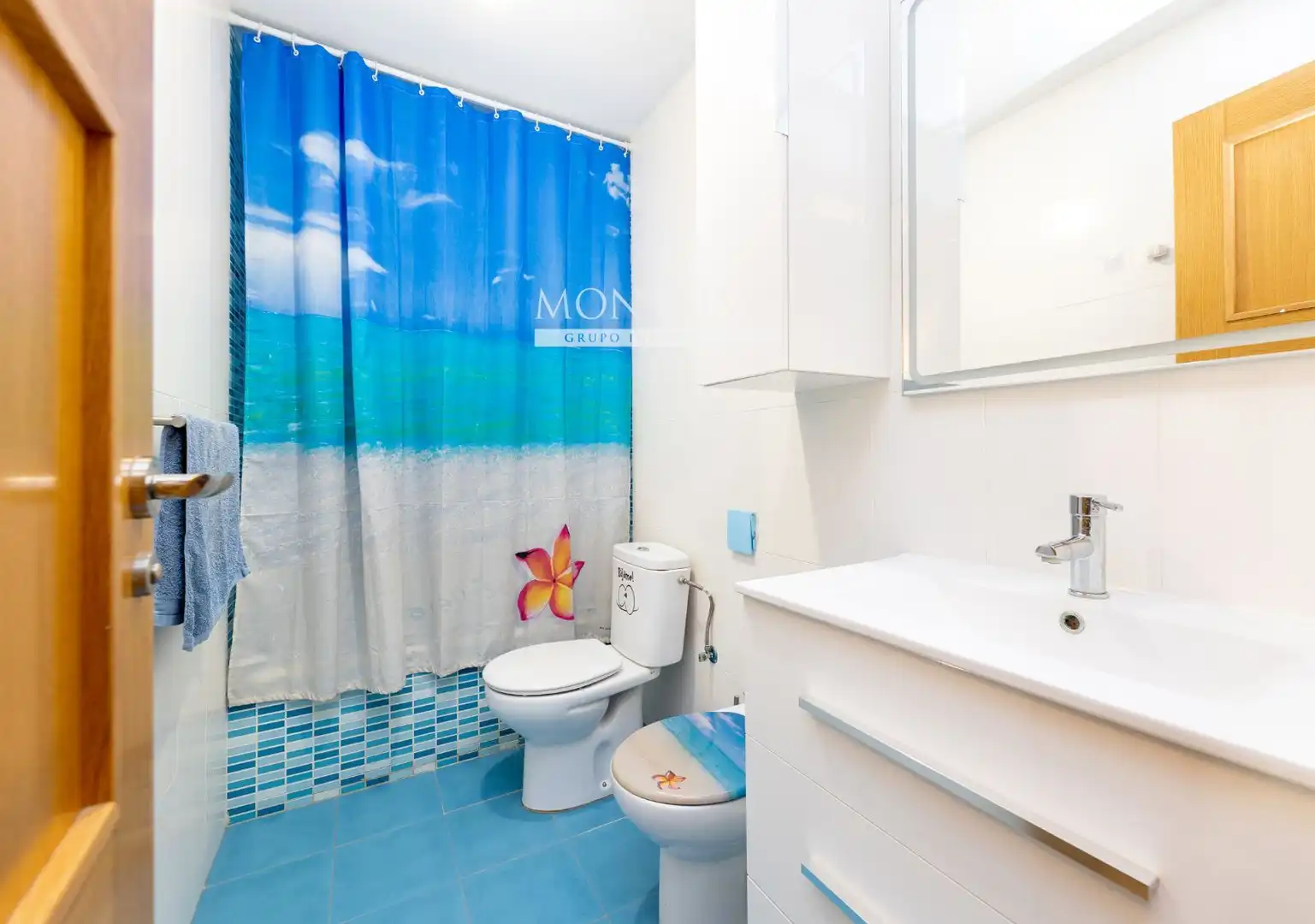 Bathroom of Houses for sale in Atarfe  with Air Conditioner, Heating and Terrace