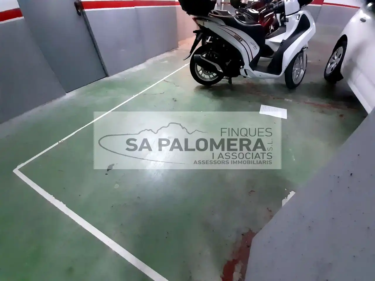 Parkplatz von Garage zum Verkauf in Blanes
