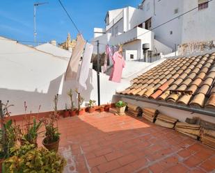 Vista exterior de Casa adosada en venda en Olvera amb Terrassa