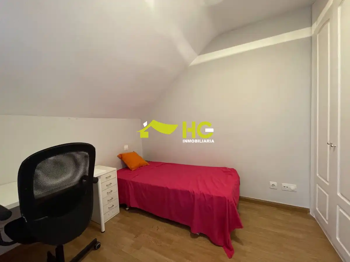 Bedroom of Flat for sale in Villaviciosa de Odón  with Air Conditioner, Heating and Terrace