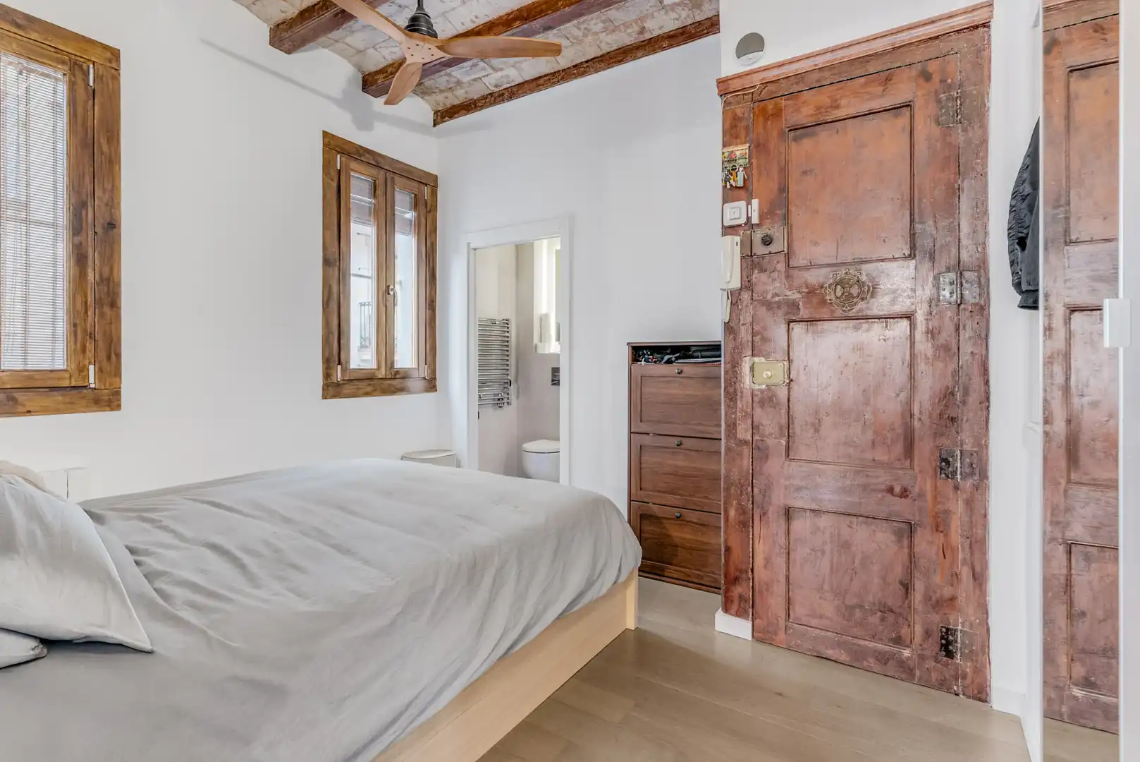 Appartamento con terrazza in vendita a Ciutat Vella, imagen 18