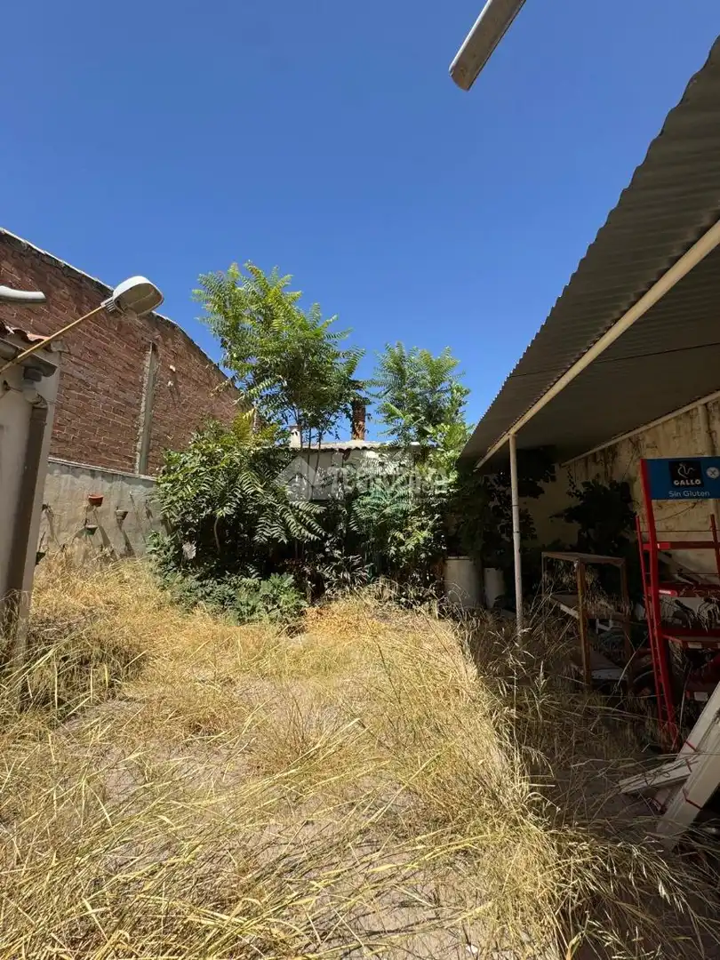 Casa aparellada amb terrassa en venda a Lupión, imagen 36