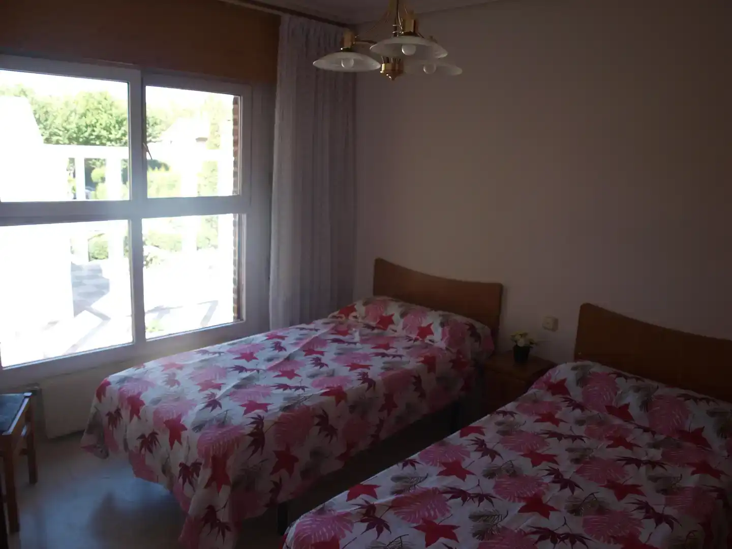 Bedroom of Houses for rent in Simancas  with Private garden, Storage room and Furnished