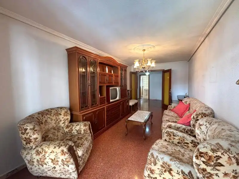 Piso con ascensor en venta en Circular, imagen 3