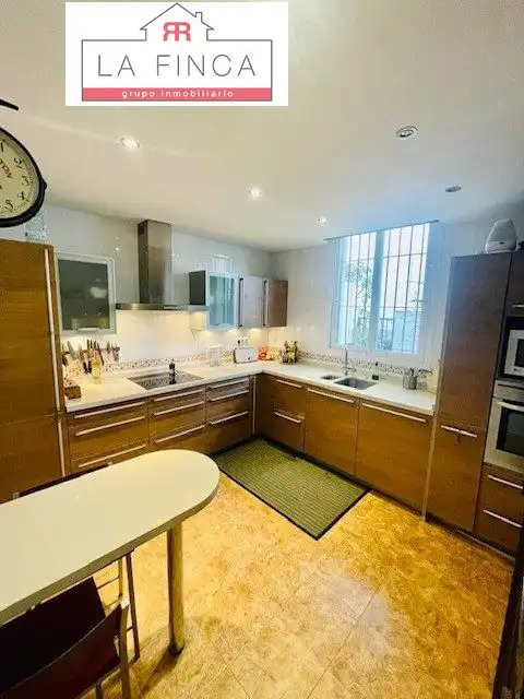 Kitchen of Detached homes for sale in Benalmádena  with Air Conditioner, Terrace and Storage room