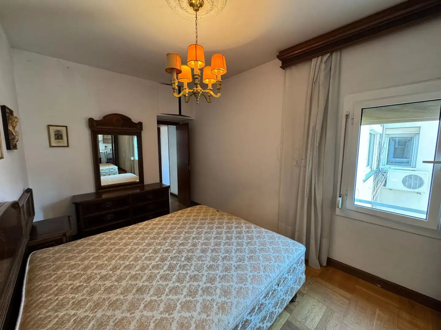 Bedroom of Flat for sale in Barcelona  with Parquet flooring