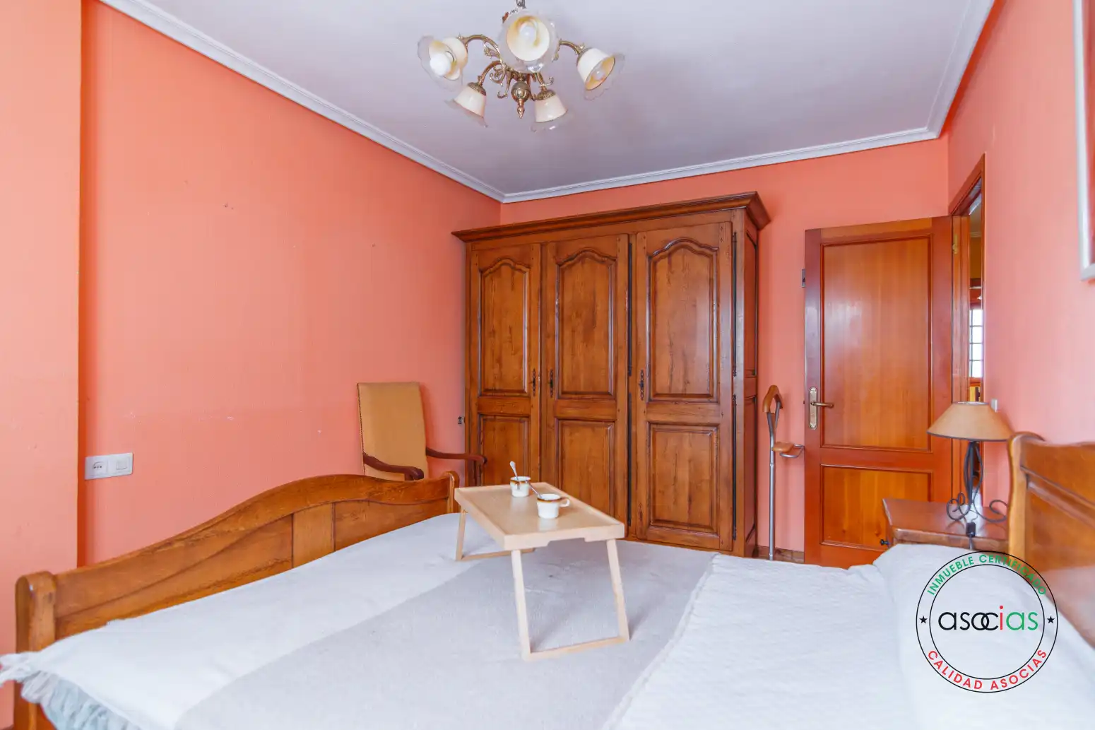 Dormitori de Pis en venda en Cudillero amb Calefacció, Parquet i Moblat