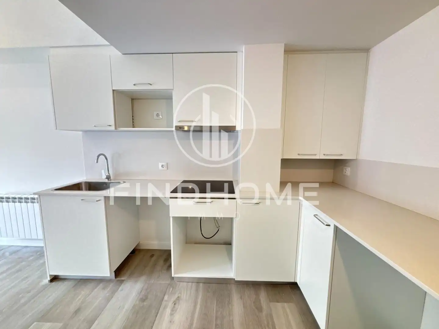Cocina de Ático en venta en Olot con Calefacción, Terraza y Trastero