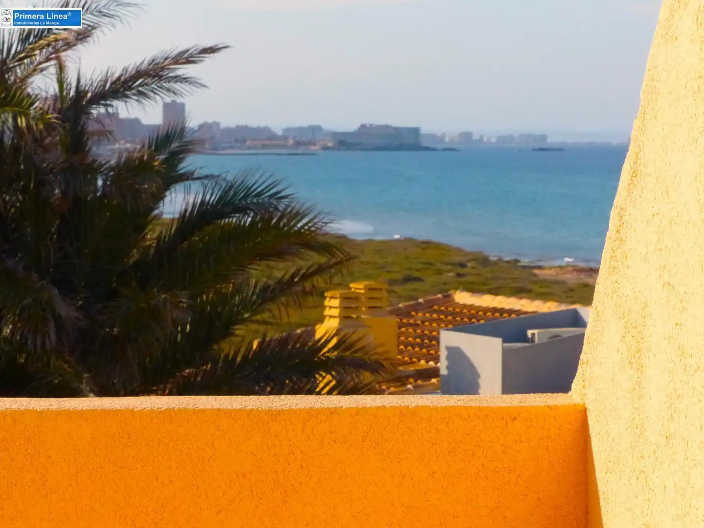 Vista exterior de Casa o xalet en venda en Cartagena amb Jardí privat, Terrassa i Traster