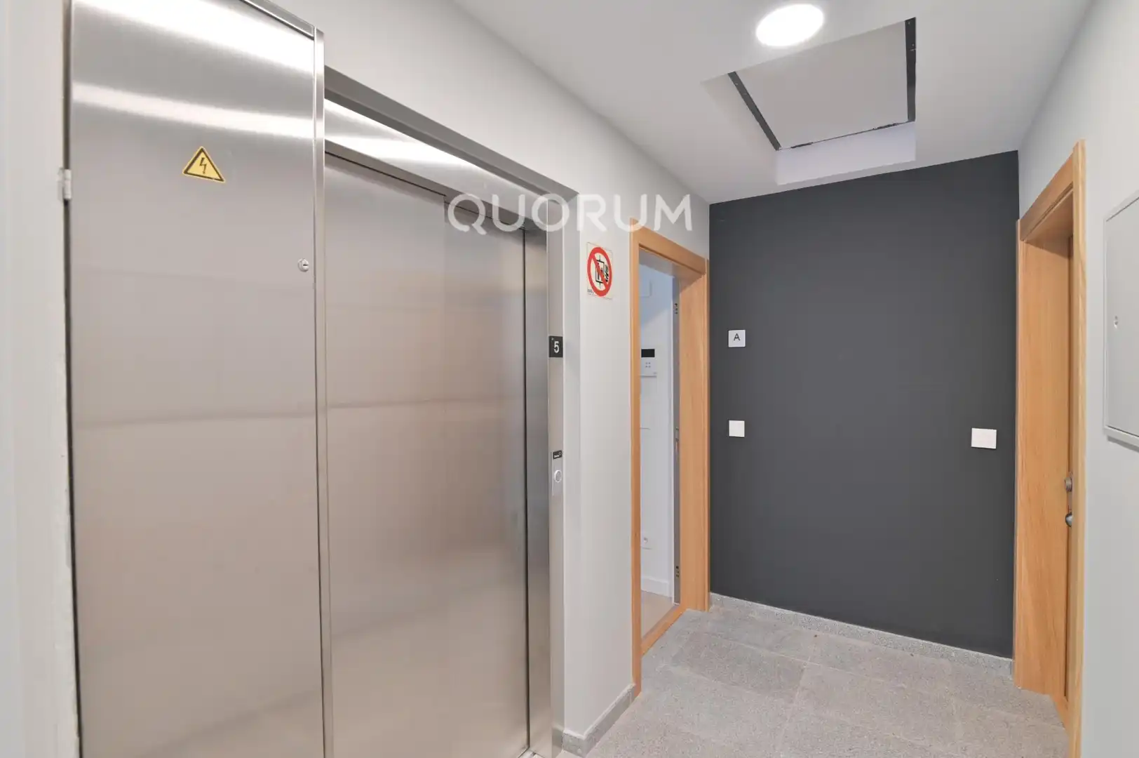 Àtic amb ascensor en venda a Calle de Ramón y Cajal, imagen 20
