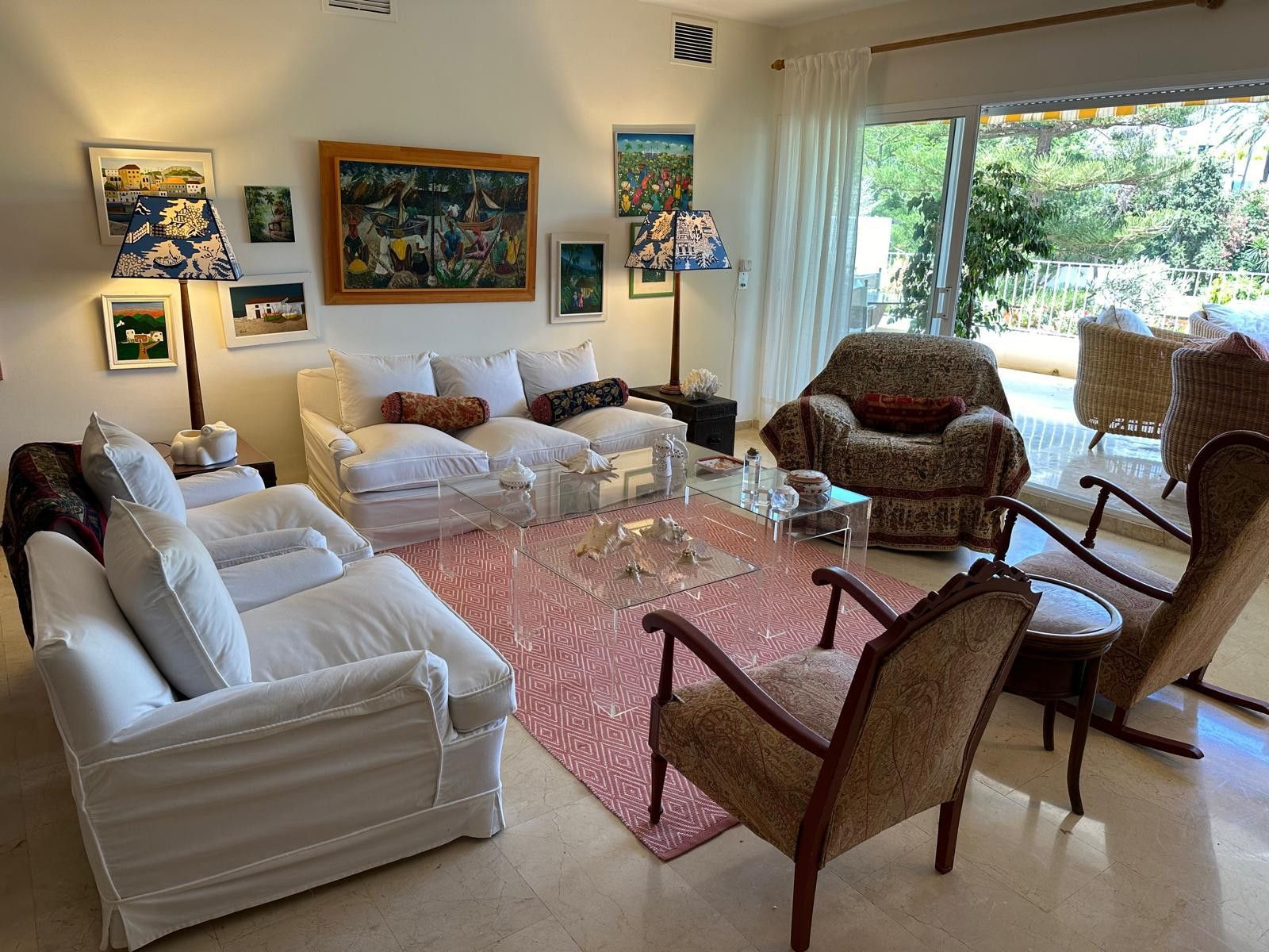 Sala d'estar de Apartament de lloguer en Marbella amb Aire condicionat, Calefacció i Terrassa