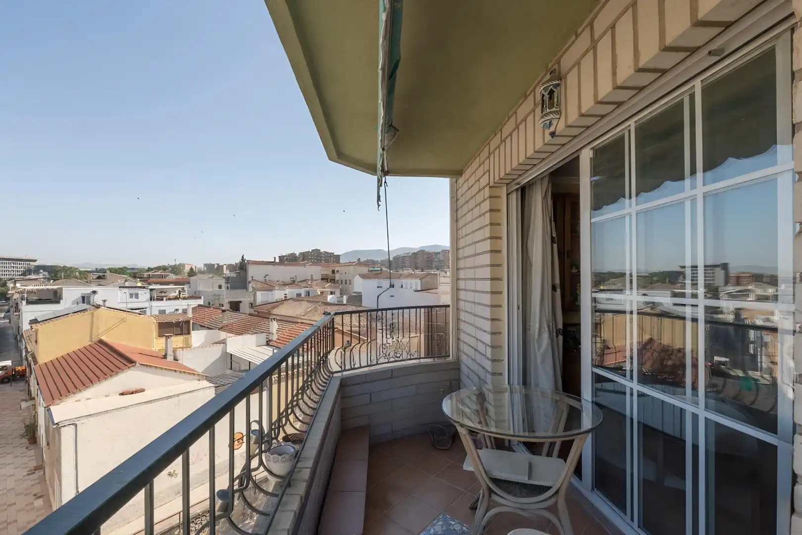 Balcony of Flat for sale in Granada  with Air Conditioner, Terrace and Alarm