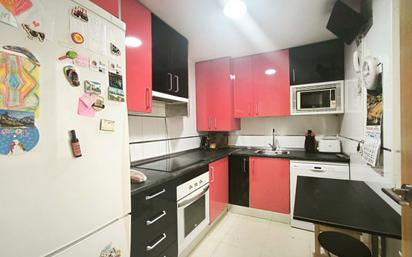 Kitchen of Flat for sale in Arapiles  with Heating and Storage room