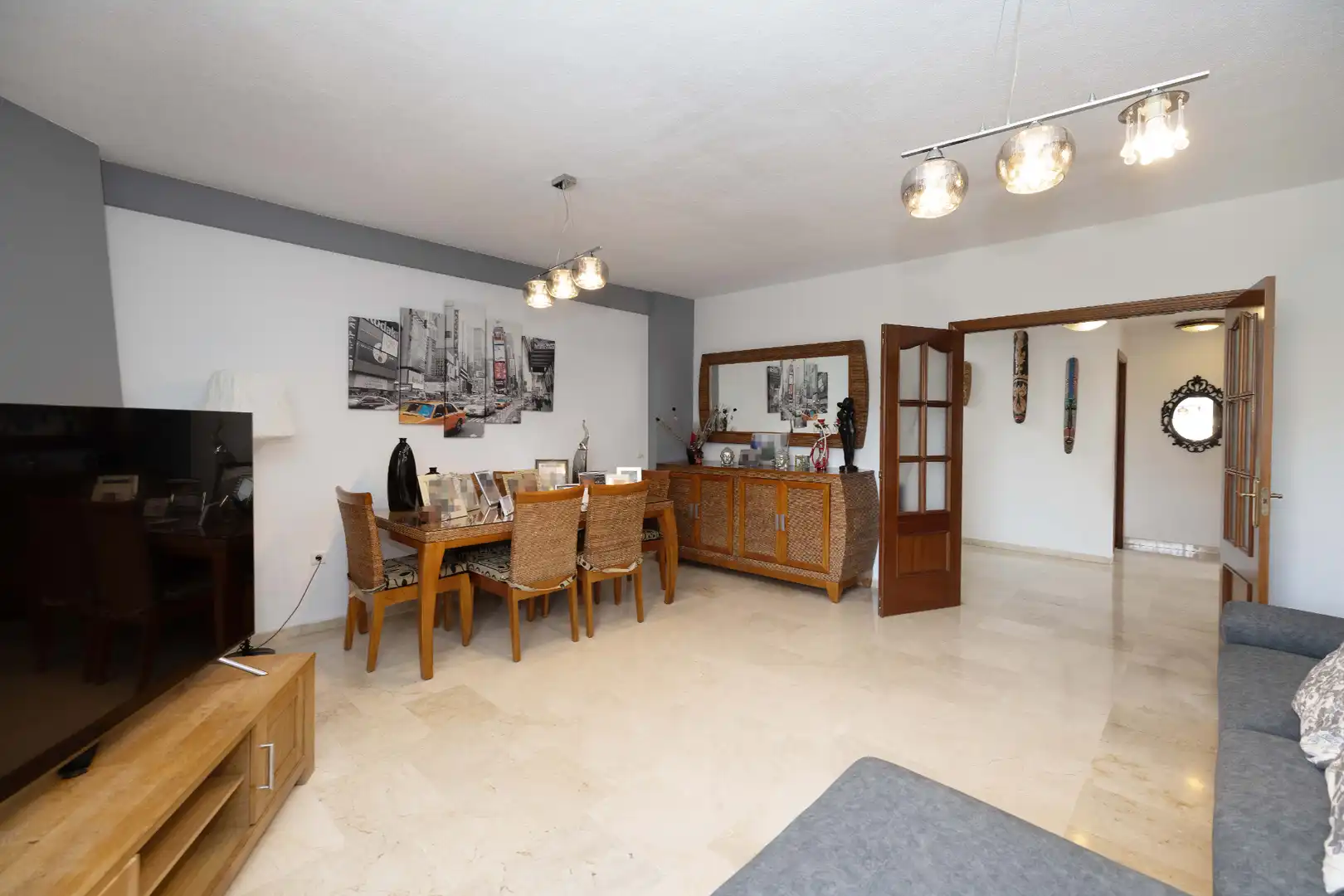 Menjador de Casa o xalet en venda en Alhaurín de la Torre amb Aire condicionat, Calefacció i Jardí privat