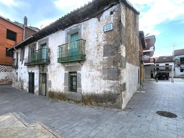 Casa en venta en Navalperal de Pinares
