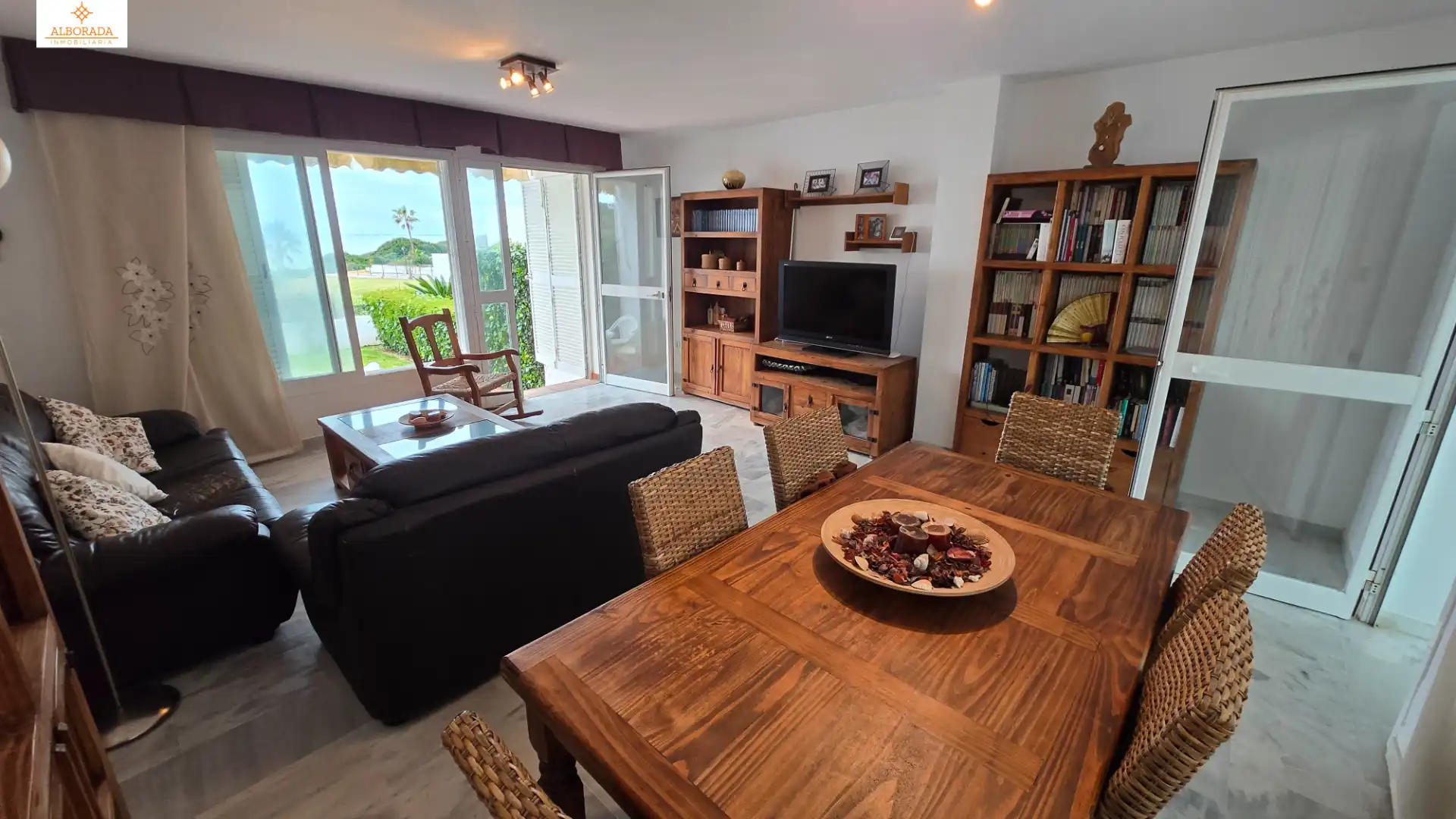 Living room of Detached homes for sale in Conil de la Frontera  with Heating, Private garden and Terrace
