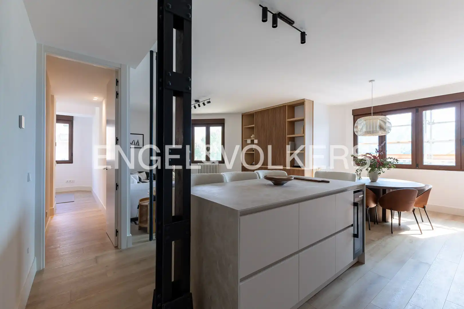 Küche von Wohnung zum Verkauf in Madrid mit Klimaanlage und Heizung