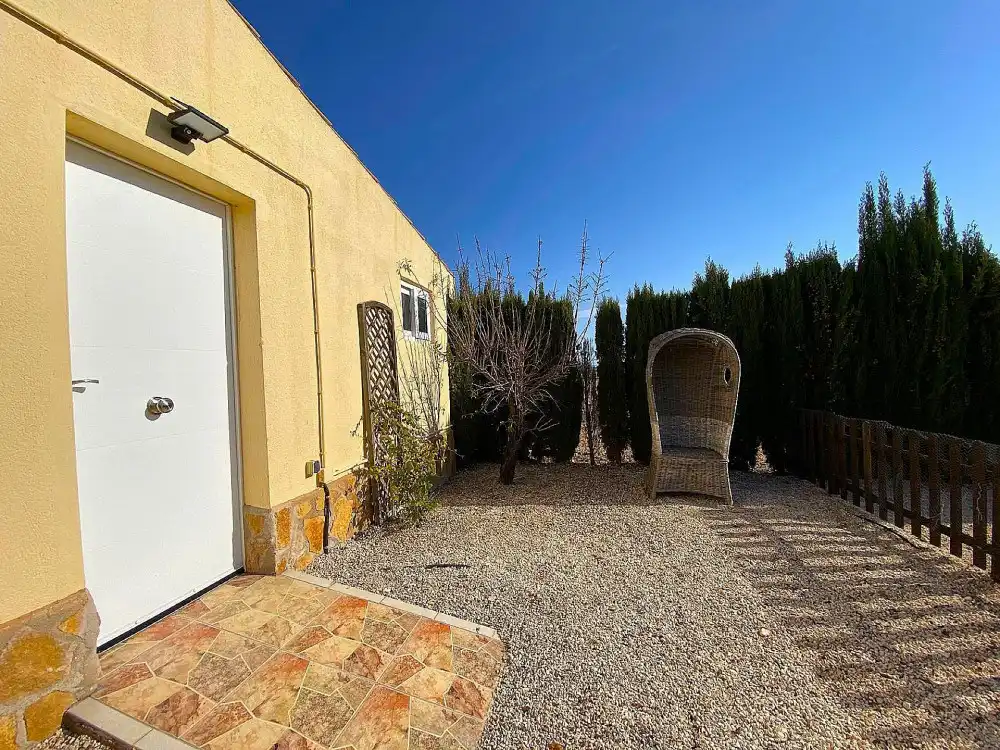 Vista exterior de Casa o chalet en venta en El Pinós / Pinoso