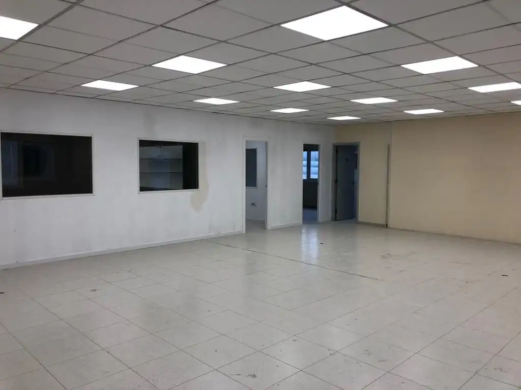 Industrial building to rent in Carrer de l'Oliverar 12, imagen 11