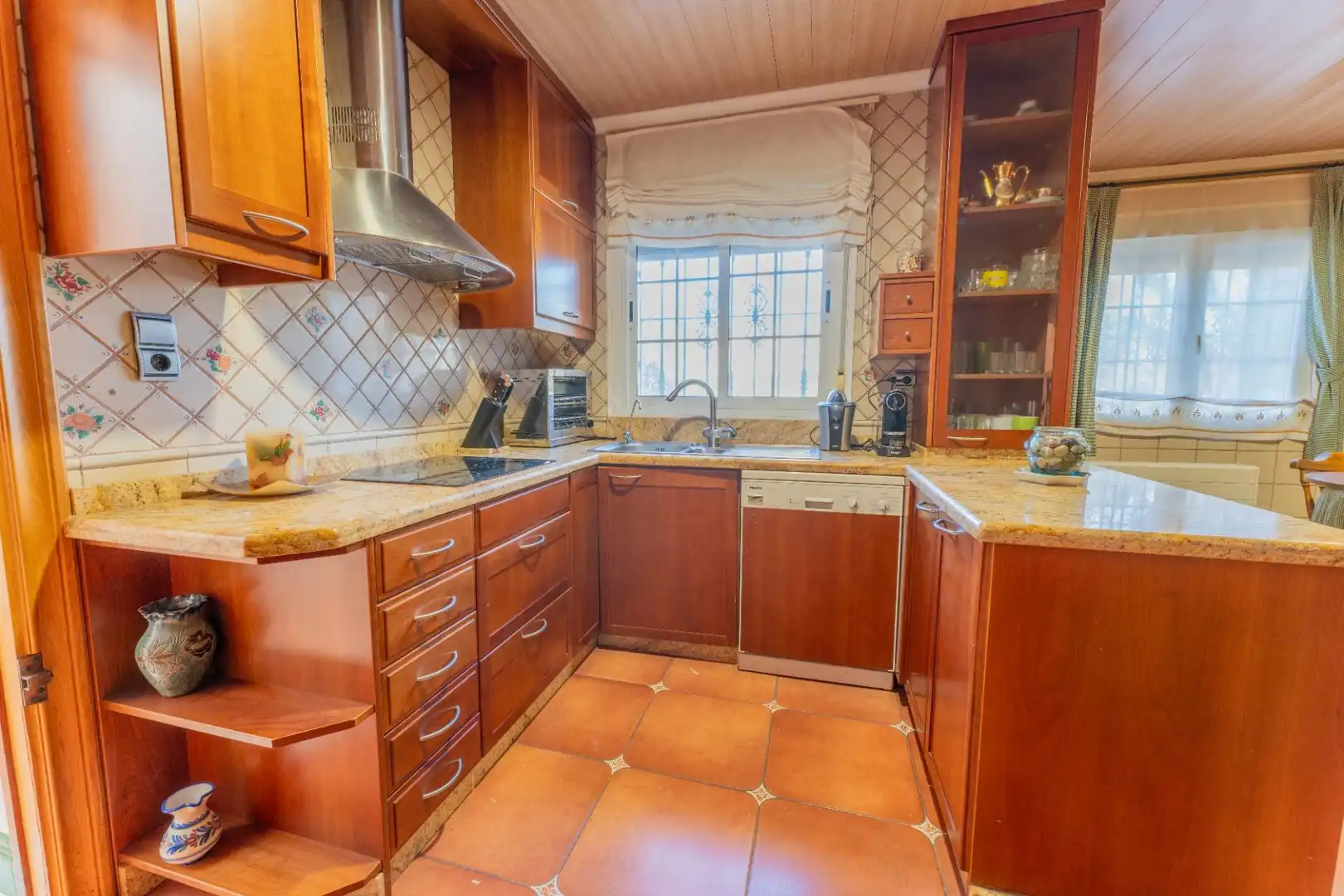 Cocina de Casa o chalet en venta en Elche / Elx con Trastero, Piscina y Balcón