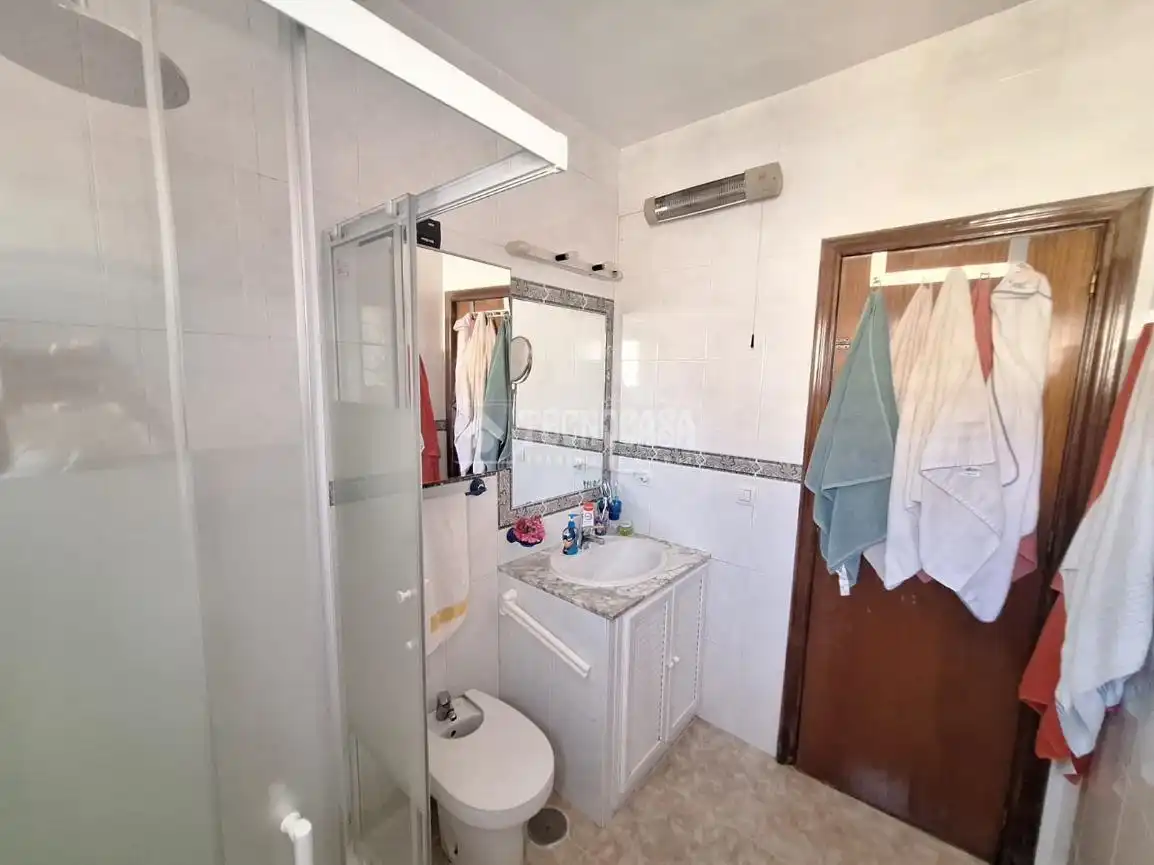 Bathroom of Flat for sale in Sevilla