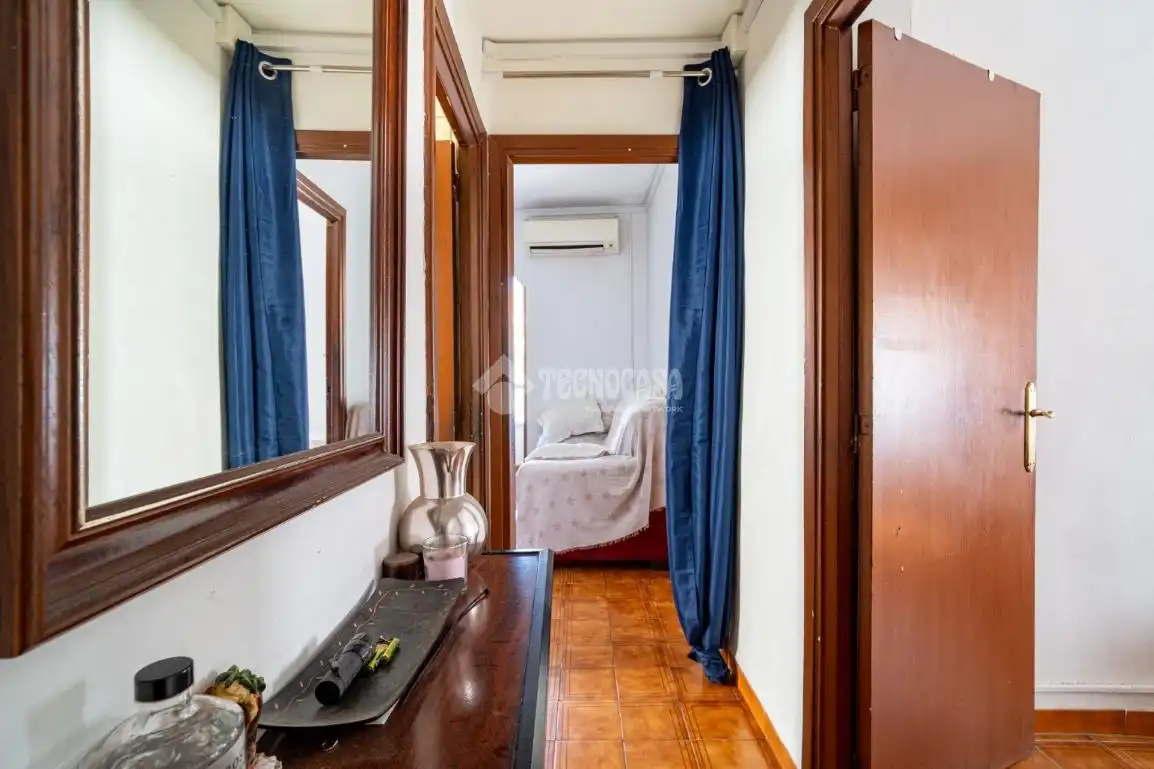 Habitación de Piso en venta en Granada con Aire acondicionado y Balcón
