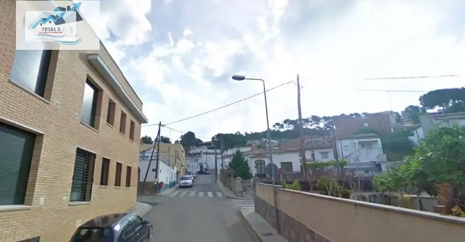 Exterior view of Flat for sale in Terrassa  with Private garden, Terrace and Balcony