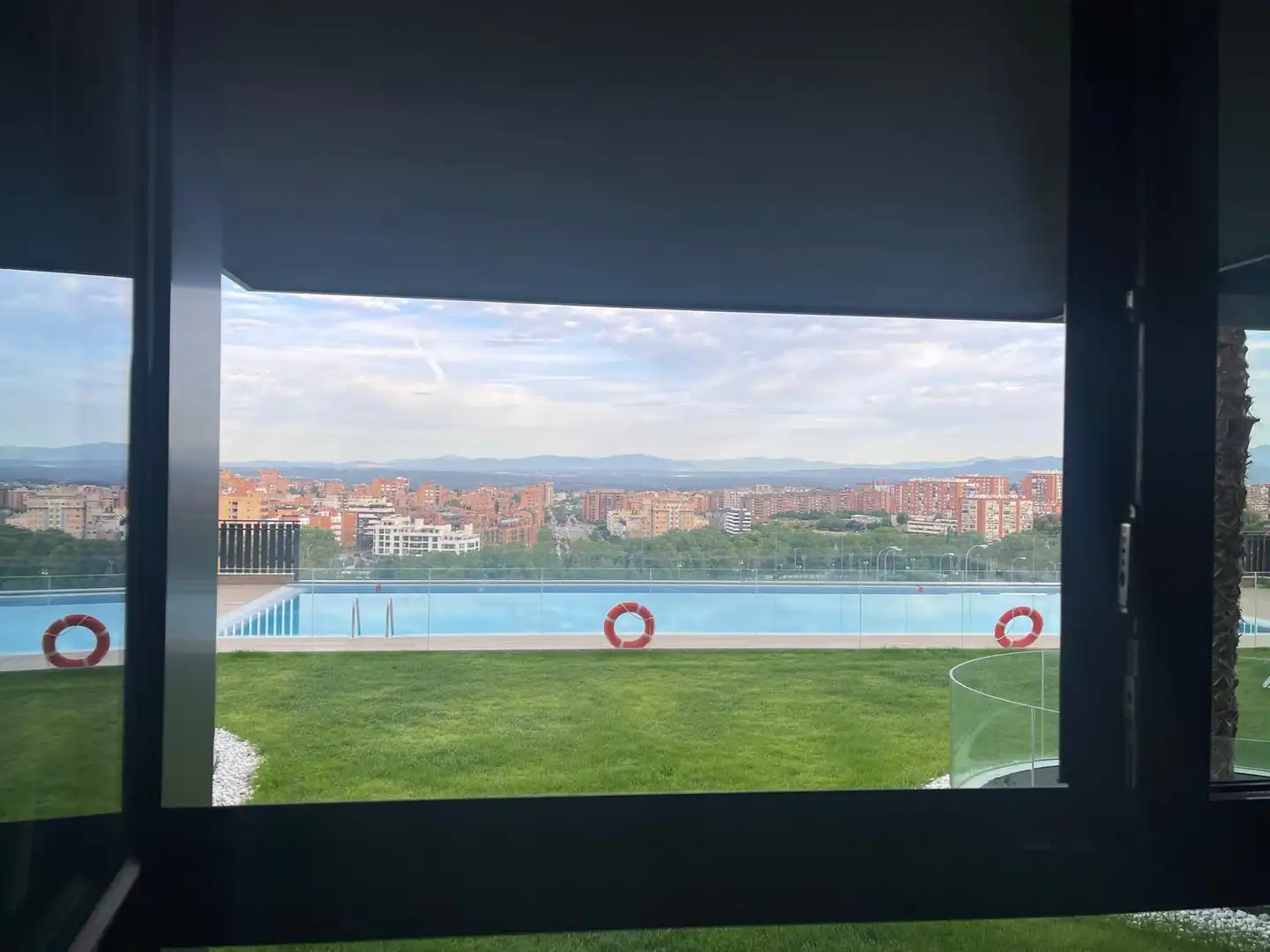 Piscina de Apartament en venda en Madrid amb Aire condicionat, Calefacció i Traster