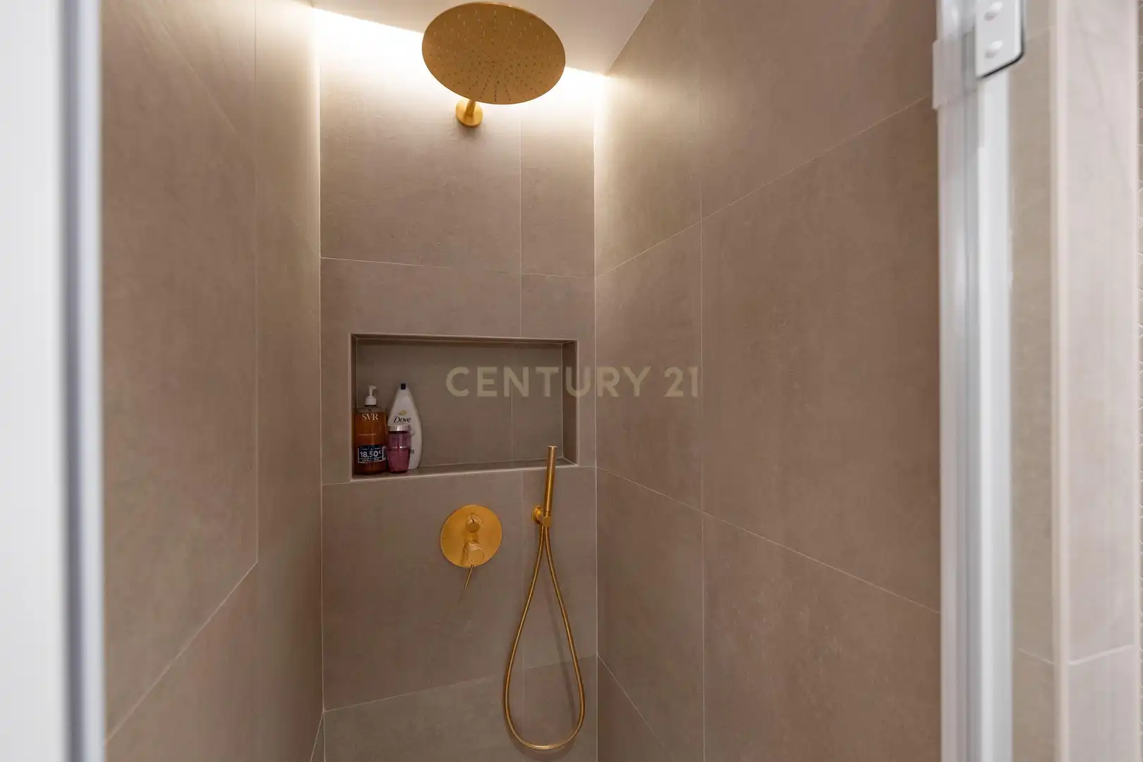 Apartamento en venta en Calle de Padilla, 39, Madrid, Spain, 39, Lista