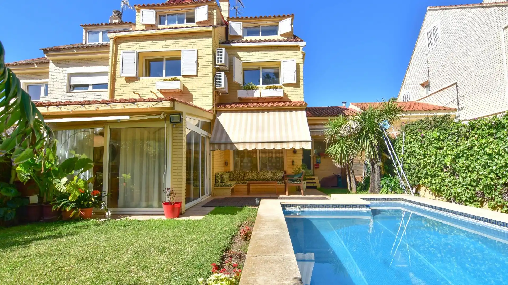 Jardín de Casa adosada en venta en Paiporta con Aire acondicionado, Jardín privado y Trastero
