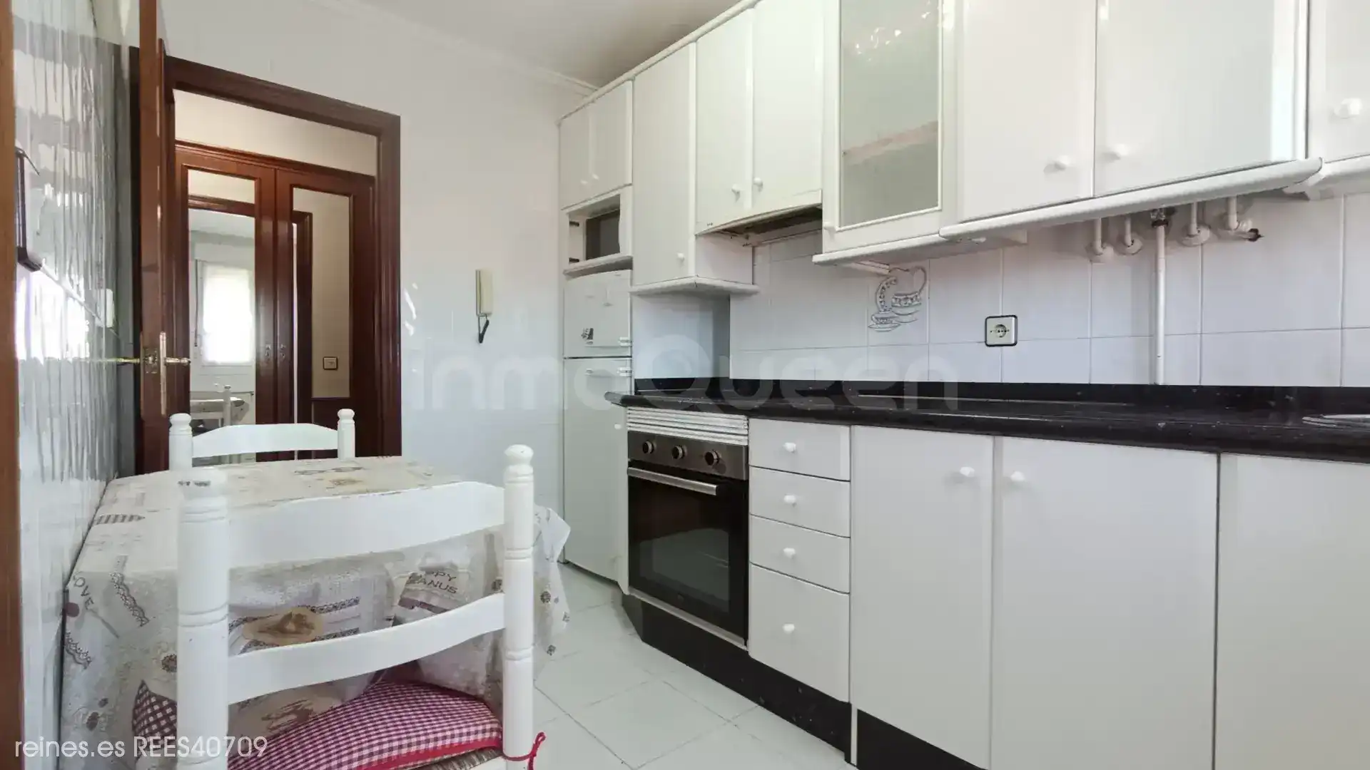 Cocina de Apartamento de alquiler en Siero con Calefacción y Amueblado