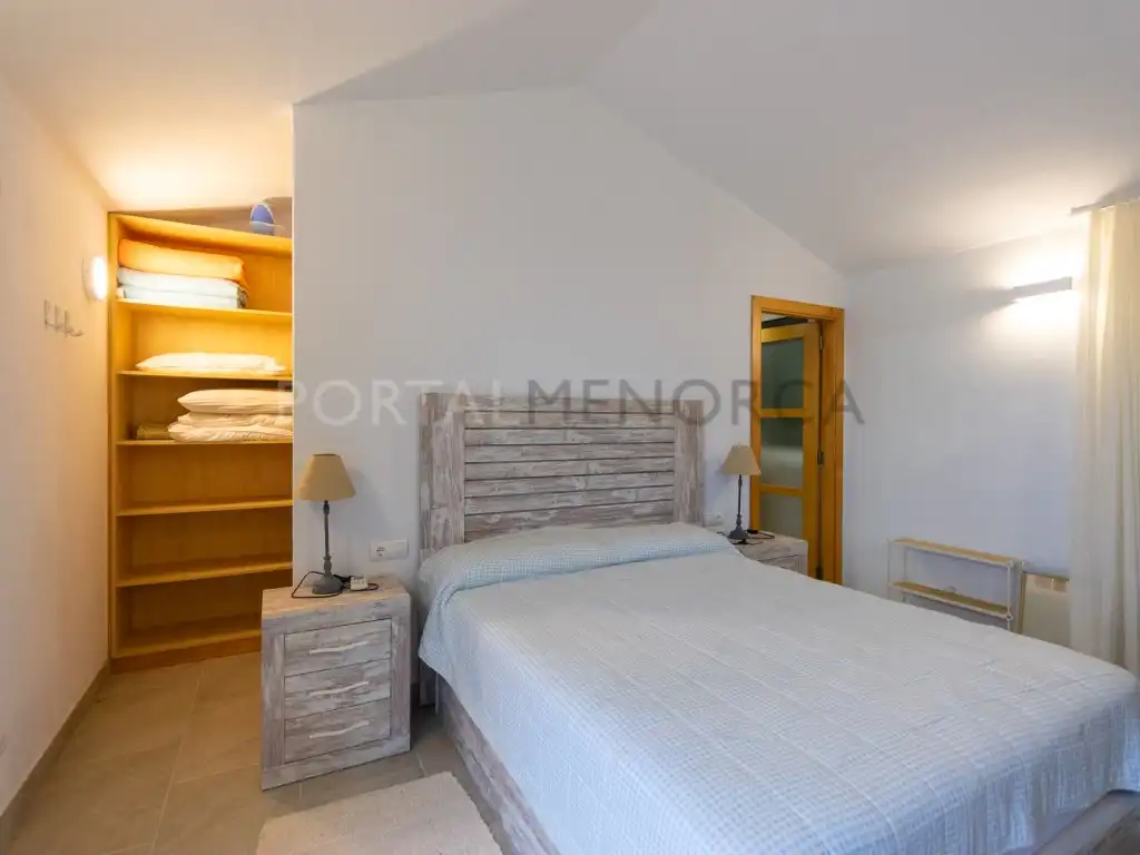 Dormitori de Casa o xalet en venda en Sant Lluís amb Terrassa i Piscina
