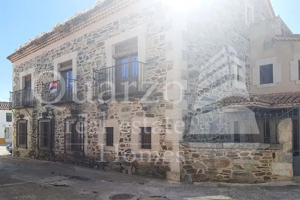 Vista exterior de Casa o chalet en venta en Herreruela con Jardín privado y Terraza