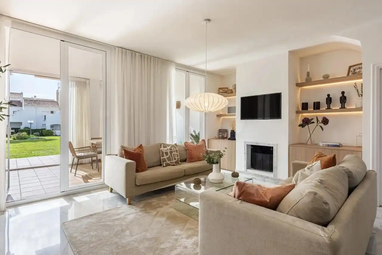 Casa a schiera con terrazza in vendita a Estepona Pueblo, imagen 14
