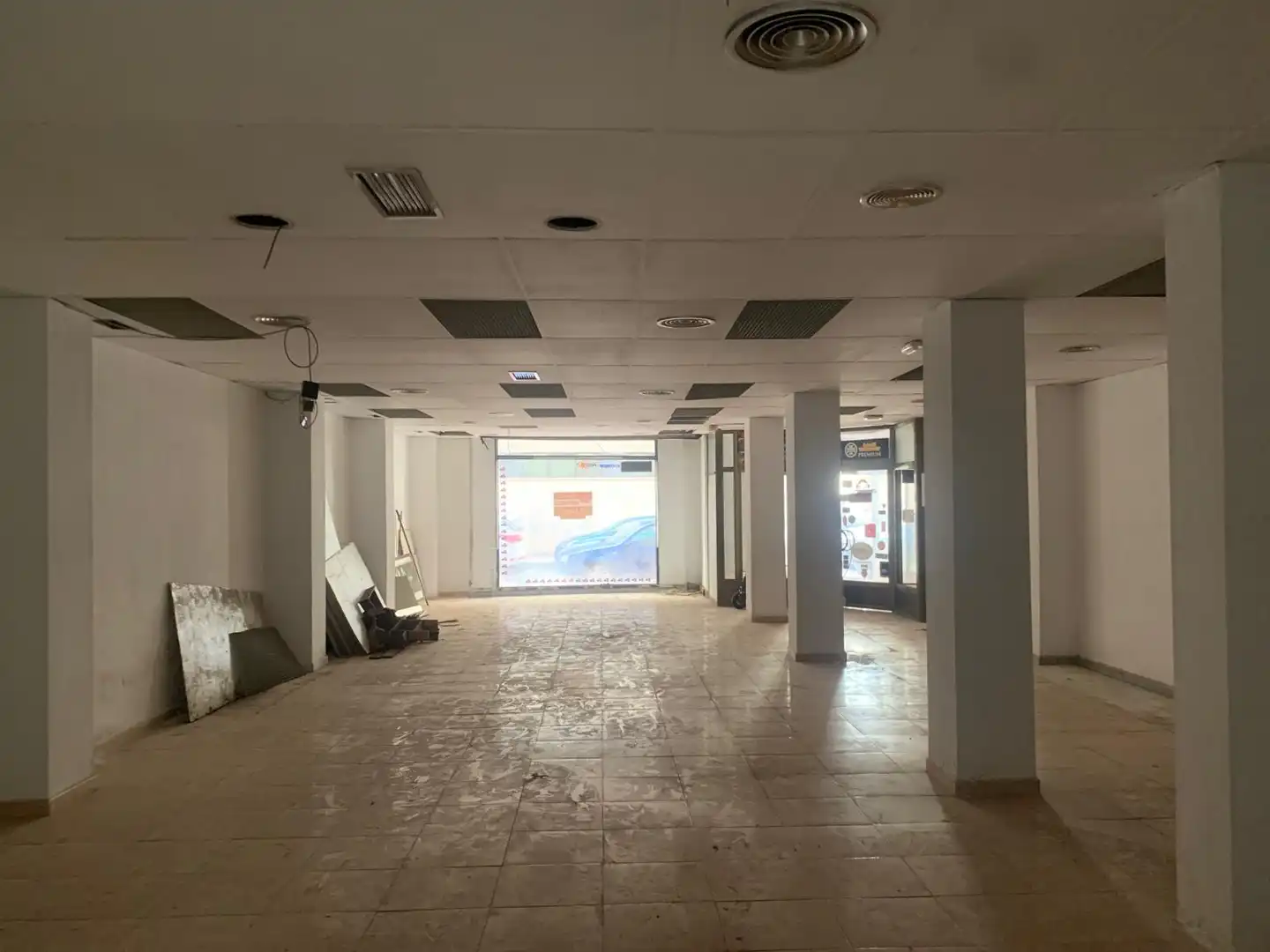 Geschaftsraum zur Miete in Murcia