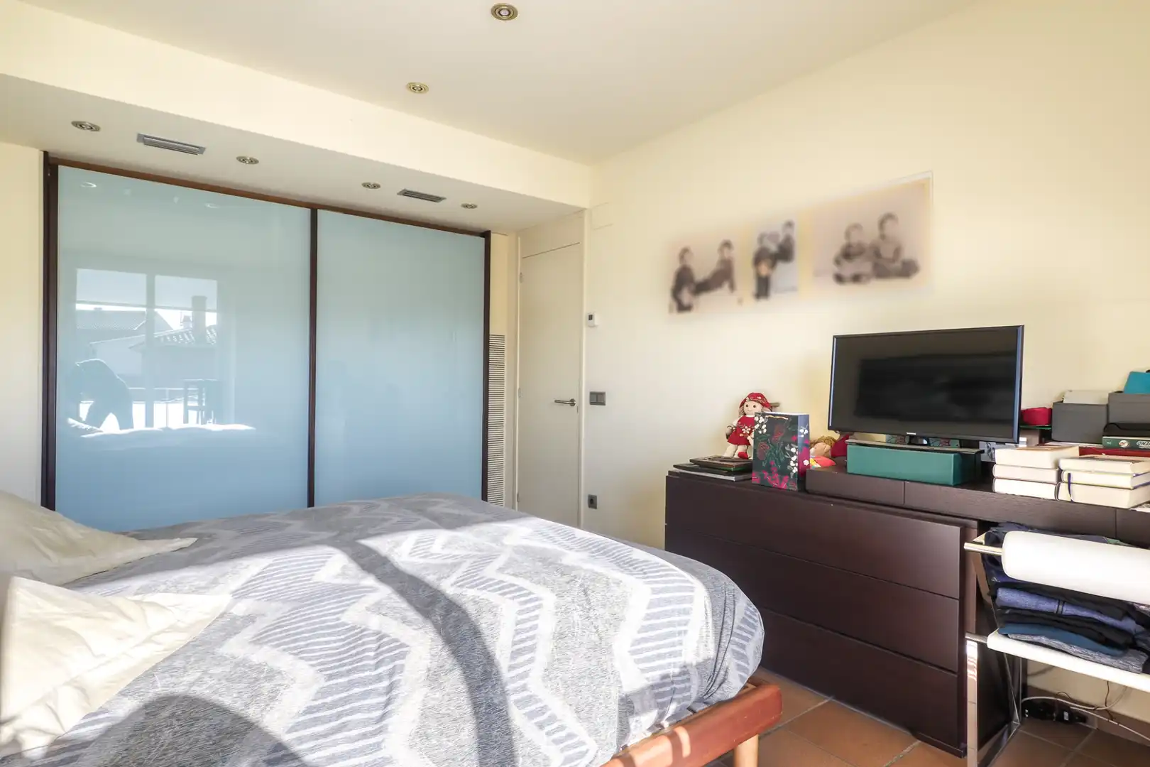 Habitación de Casa o chalet en venta en Borrassà con Aire acondicionado, Calefacción y Jardín privado