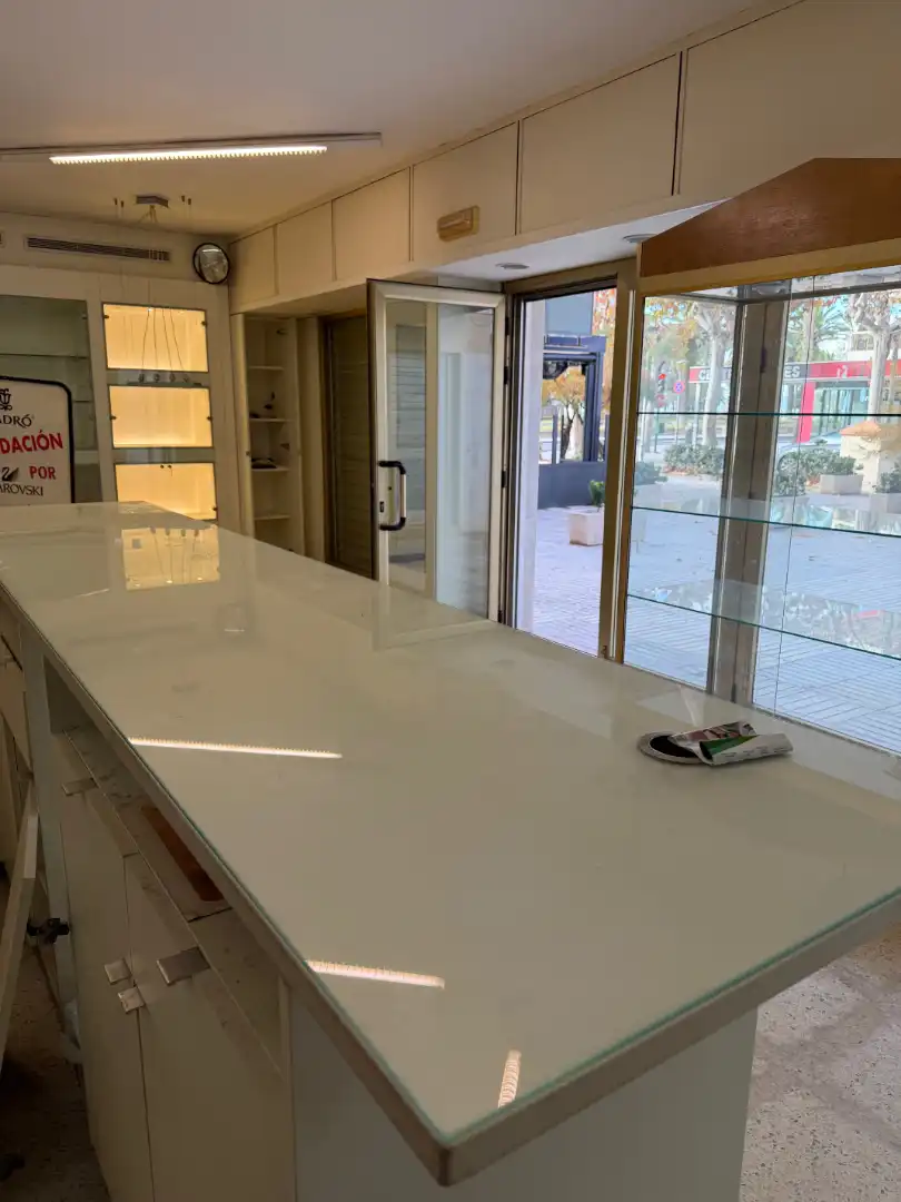 Business premises for sale in Carrer de Madrid 2, imagen 2